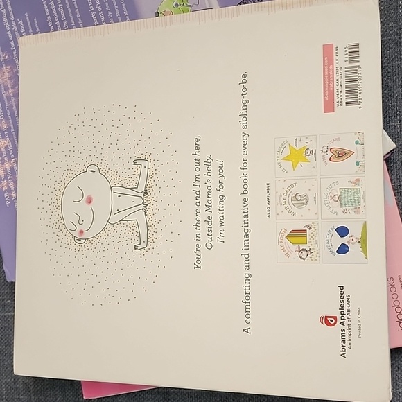 Children's Book Set 4x Purple, Yellow, Pink And White Covers Any Children Level - Picture 8 of 8